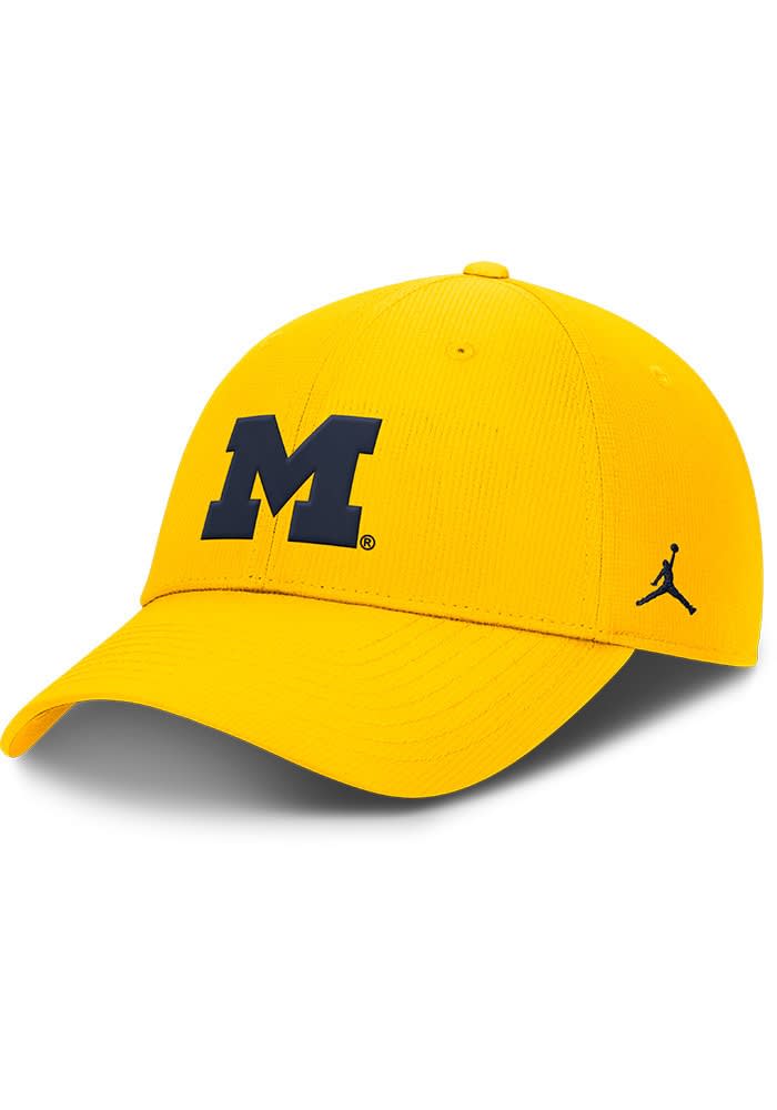 Jordan Michigan Wolverines キャップ L/XL Nike Michigan Wolverines YELLOW Jordan Brand Dri-Fit Club