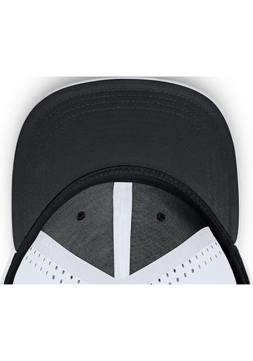 Nike Iowa Hawkeyes Mens White NIKE DRI-FIT CLUB GAMEDAY STR AEROBILL SWOOSHFLEX CAP Flex Hat