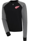 Main image for Antigua Detroit Red Wings Womens Black Flier Bunker Crew Sweatshirt