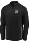 Main image for Cincinnati Bengals Mens Black Iconic Clutch Long Sleeve Qtr Zip Pullover