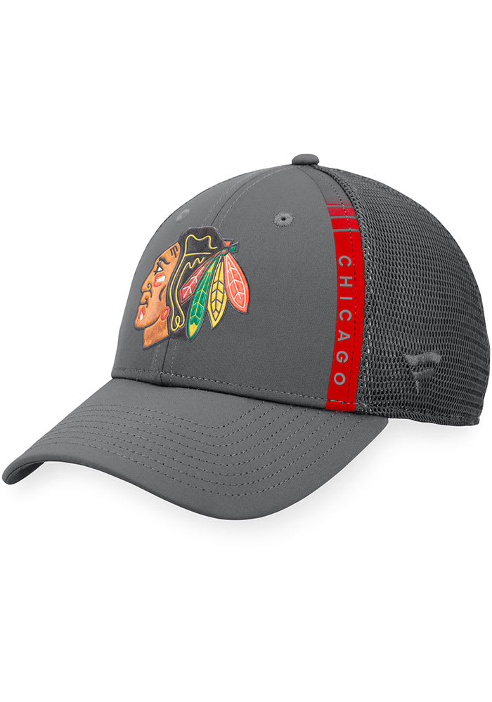 Blackhawks 2024 trucker hat