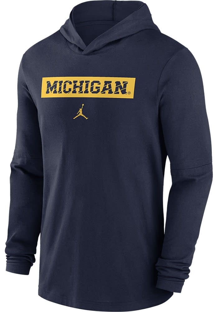 Jordan Men s Navy Michigan Wolverines Sideline Hoodie Performance Long Sleeve T Shirt Blue