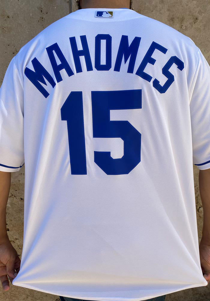 Royals' Whit Merrifield calls out Scheels for Patrick Mahomes jerseys