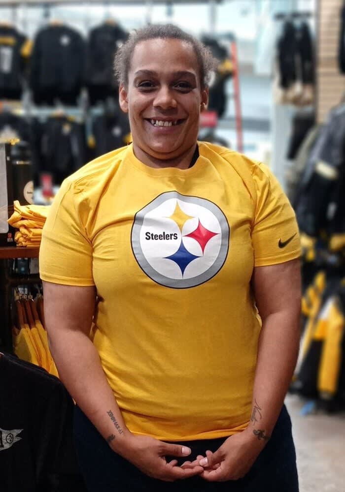 Nike Pittsburgh Steelers GOLD Logo Essential Short Sleeve T Shirt