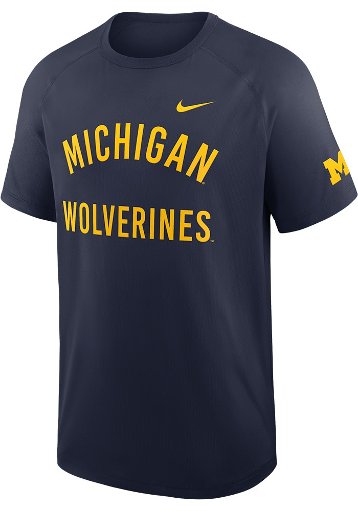 michigan nike shirt