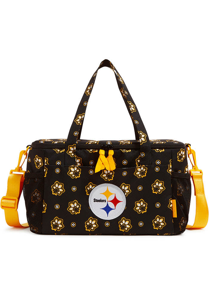 Pittsburgh Steelers Insulated outlet Bag, with 2 beanies.