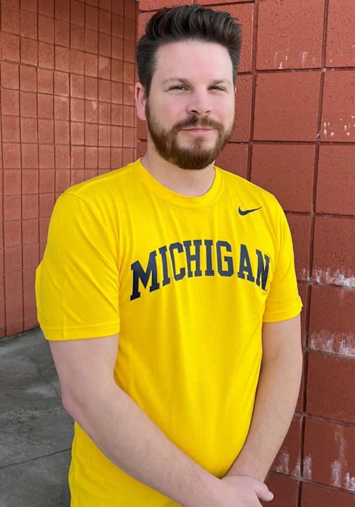 Nike Michigan Wolverines YELLOW Legend Short Sleeve T Shirt 19862421