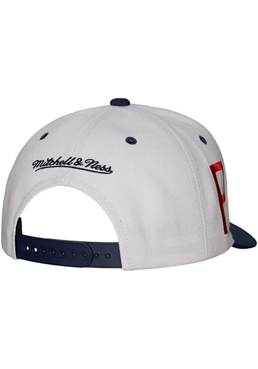 Mitchell and Ness Philadelphia Phillies Evergreen Pro Cooperstown Snap Adjustable Hat - White