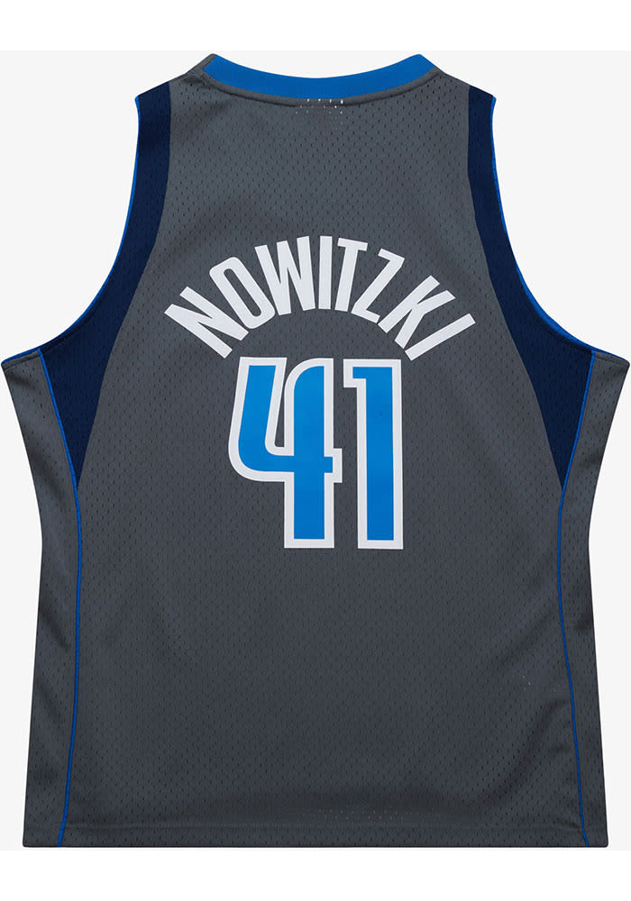 Dirk Nowitzki Dallas Mavericks Mitchell and Ness Swingman Swingman Jersey GREY