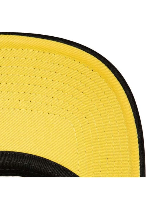 Mitchell and Ness Pittsburgh Pirates Evergreen Trucker Adjustable Hat - Black
