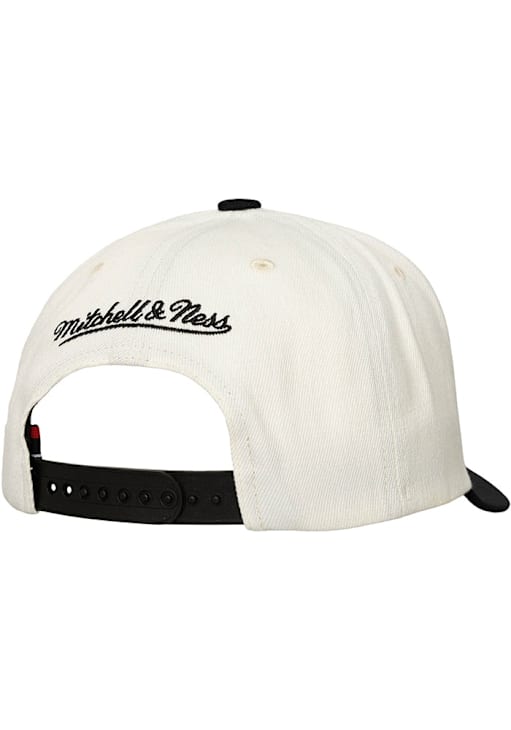 Mitchell and Ness Iowa Hawkeyes 2T CF Pro Crown Adjustable Hat - Ivory