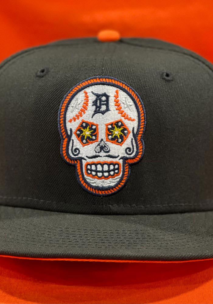 Skull cheap fitted hats