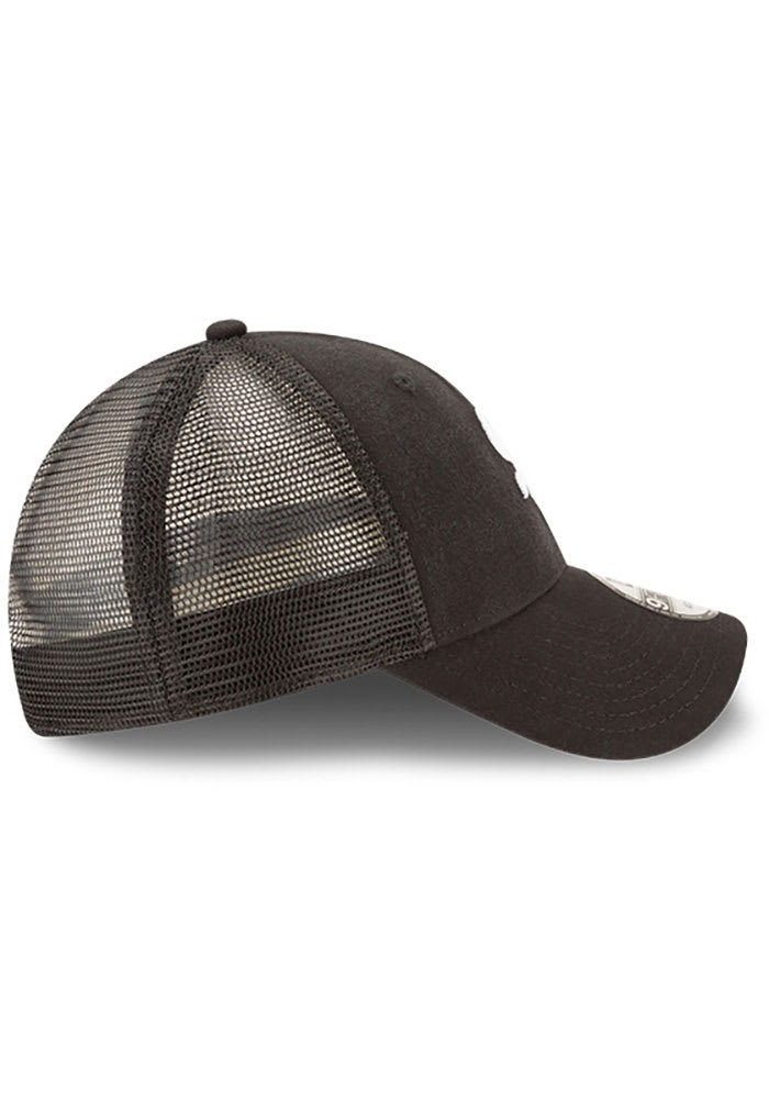 New Era Chicago White Sox BLACK Chi White Sox Black Trucker