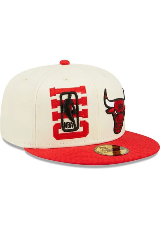 New Era Chicago Bulls Mens White 2022 NBA Draft 59FIFTY Fitted Hat