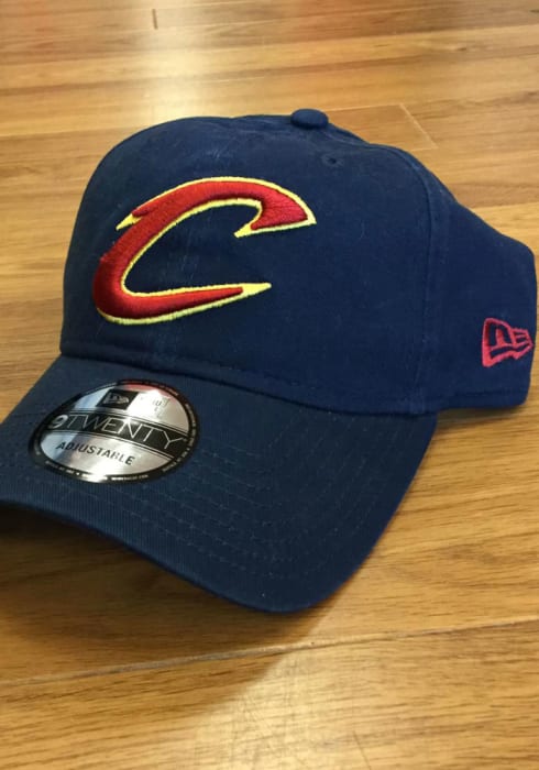 New Era Cleveland Cavaliers Core Classic 9TWENTY Adjustable Hat - Navy Blue