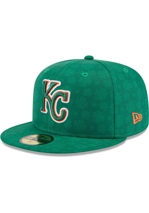 Kansas City Royals Mens 2025 St Patricks Day 59FIFTY GREEN New Era
