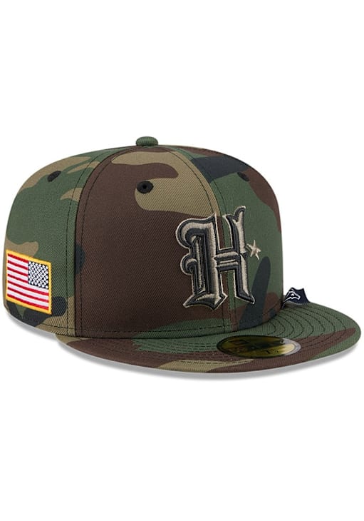 New Era Houston Texans Mens Green 2025 Salute to Service Camo Tonal Fan Pack 59FIFTY Fitted Hat