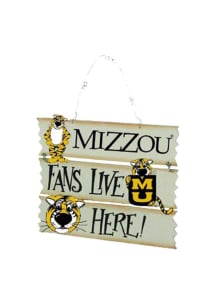 Missouri Tigers Fans Live Here Sign