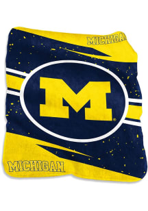 Yellow Michigan Wolverines Circle Raschel Blanket