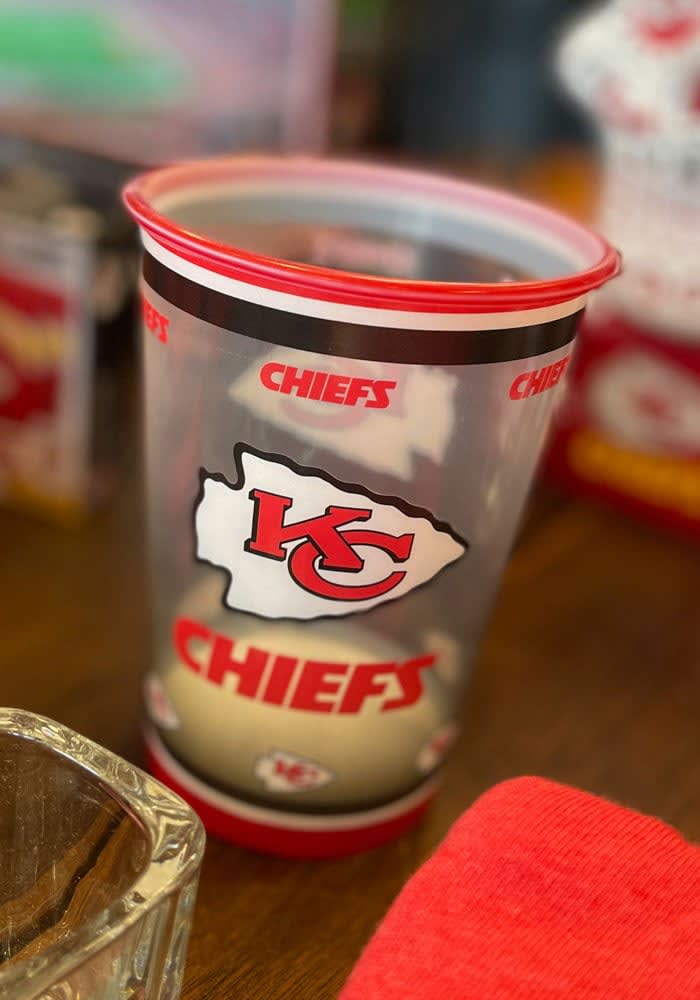 NFL 20 oz Kansas City Chiefs Plastic Souvenir Cups, 8pk