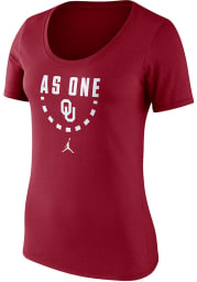Nike Oklahoma Sooners Womens Crimson Basketball Team Scoop Neck Short Sleeve T-Shirt