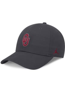 Nike Oklahoma Sooners Evergreen Dri-Fit Unstructured Club Cap Adjustable Hat - Charcoal