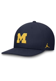 Michigan Wolverines Nike Jordan Brand Dri-Fit Pro Structured Square Bill Logo Mens Snapback - Na..