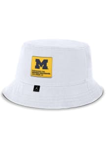 Michigan Wolverines Nike JORDAN BRAND APEX GAMEDAY BUCKET CAP Mens Bucket Hat - White