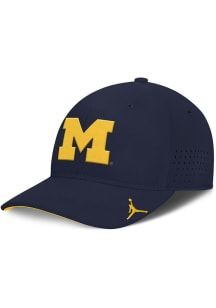 Michigan Wolverines Nike JORDAN BRAND DRI-FIT CLUB GAMEDAY STR AEROBILL SWOOSHFLEX CA Flex Hat - B..