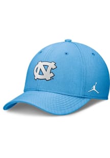Nike North Carolina Tar Heels Mens Light Blue NIKE STRUCTURED SWOOSHFLEX CAP Flex Hat