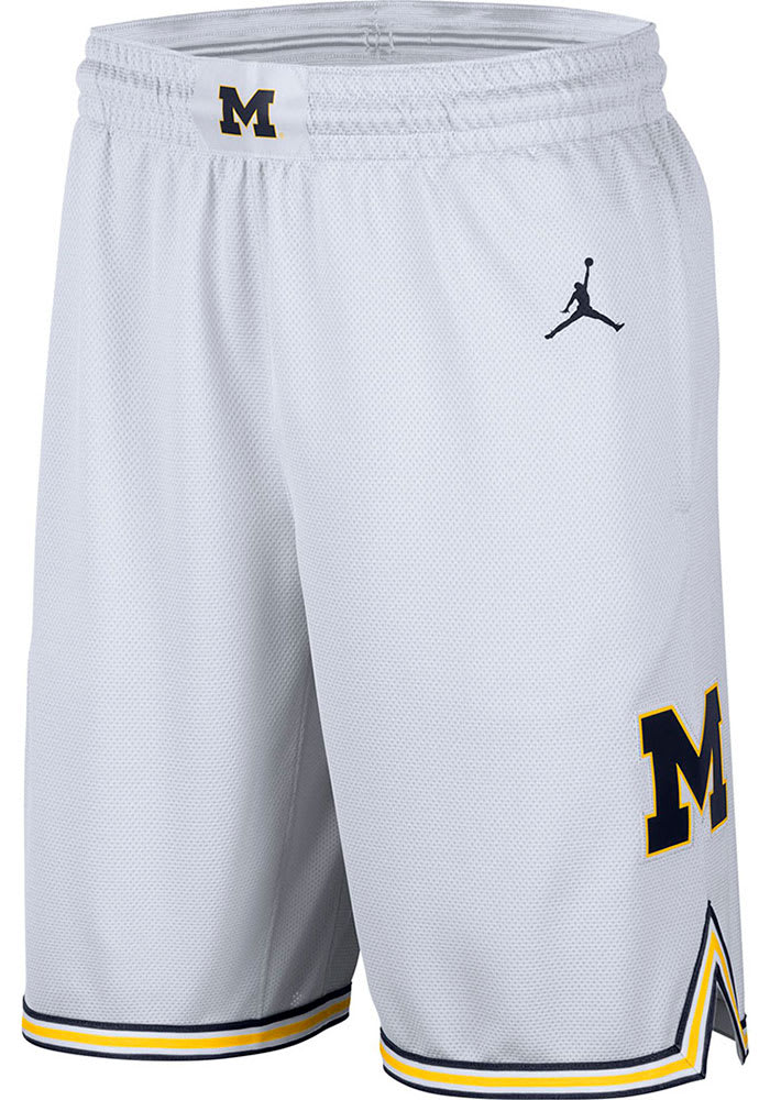 Michigan Wolverines Mens Nike White Basketball Replica Shorts