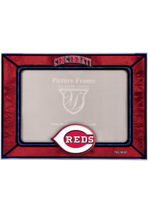 Cincinnati Reds 6.5x9 Solid Horizontal Art Glass Picture Frame