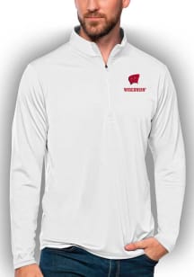 Antigua Wisconsin Badgers Mens White Tribute Long Sleeve 1/4 Zip Pullover
