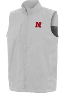 Mens Nebraska Cornhuskers Grey Antigua Brisk Vest