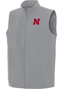 Mens Nebraska Cornhuskers Grey Antigua Regard Vest