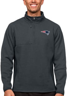 Antigua New England Patriots Mens Charcoal Course Long Sleeve 1/4 Zip Pullover