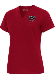 Antigua DC United Womens Red Traveler Short Sleeve T-Shirt