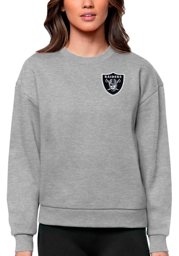 Antigua Las Vegas Raiders Women's Grey Victory Crew Sweatshirt, Grey, 65% Cotton / 35% POLYESTER, Size M, Rally House