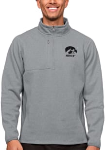 Antigua Iowa Hawkeyes Mens Grey Course Long Sleeve 1/4 Zip Pullover