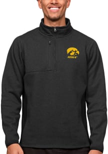 Antigua Iowa Hawkeyes Mens Black Course Long Sleeve 1/4 Zip Pullover