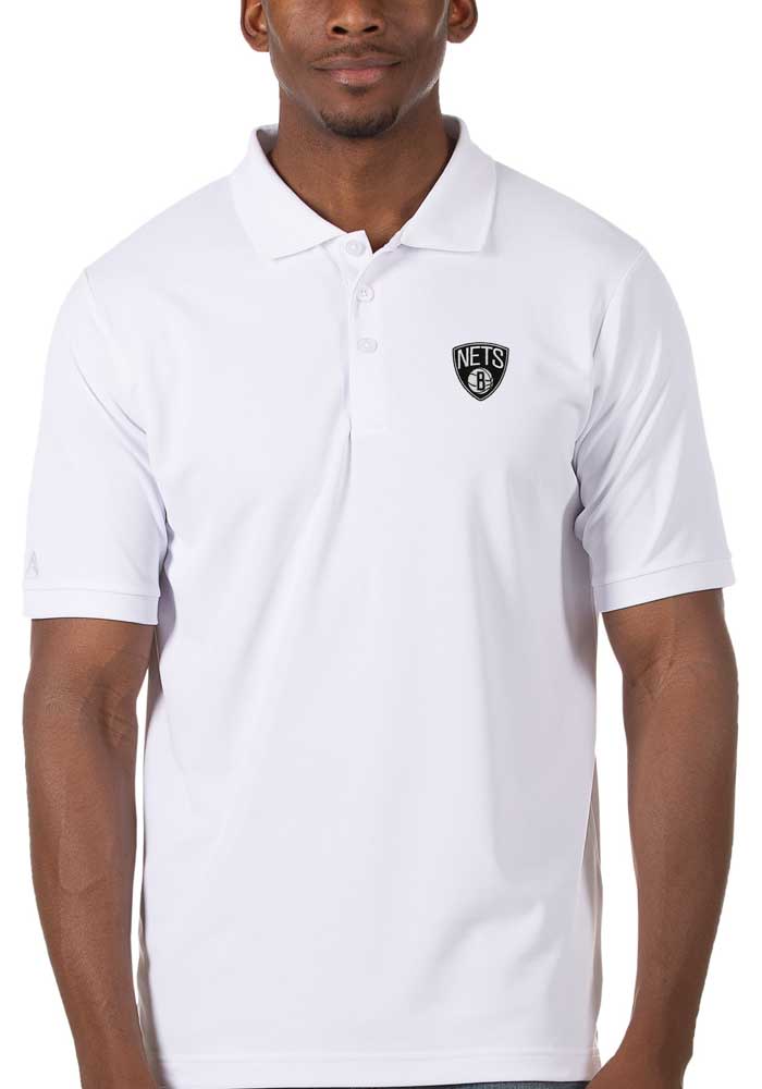 Antigua Brooklyn Nets Mens White Legacy Pique Short Sleeve Polo