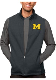 Antigua Michigan Wolverines Mens Charcoal Course Sleeveless Jacket