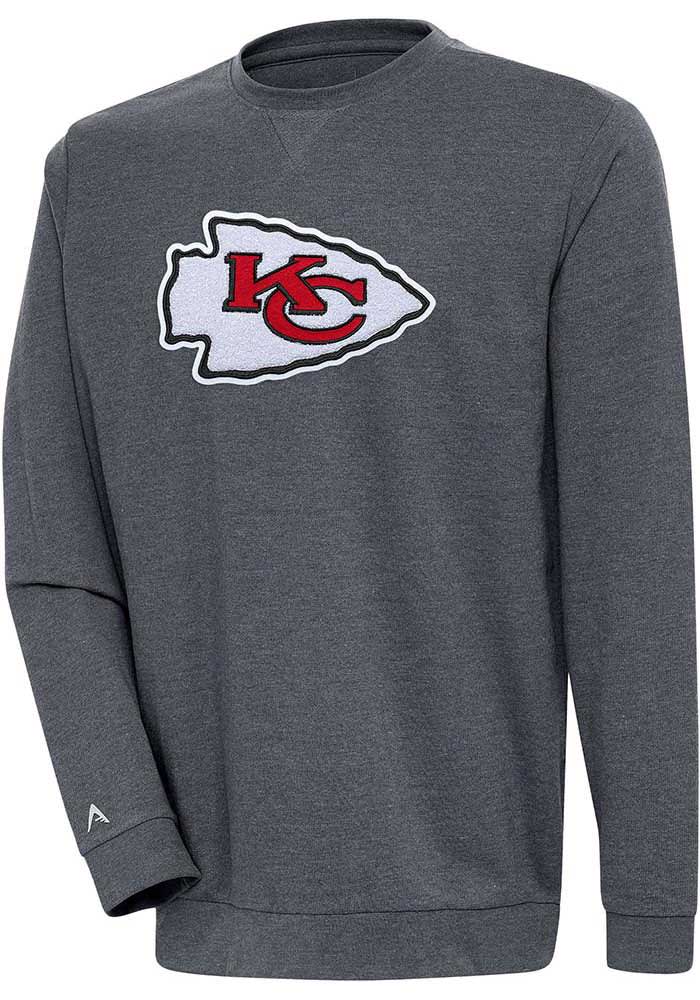 Antigua Kansas City Chiefs Chenille Logo Reward Sweatshirt - Charcoal