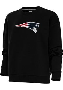 Antigua New England Patriots Womens Black Chenille Logo Victory Crew Sweatshirt
