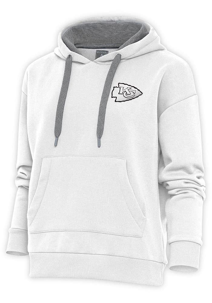 Antigua Kansas City Chiefs Women's Grey Victory Crew Sweatshirt, Grey, 65% Cotton / 35% POLYESTER, Size XL, Rally House