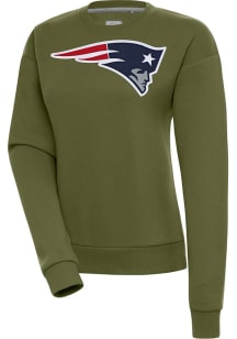 Antigua New England Patriots Womens Olive Victory Crew Sweatshirt