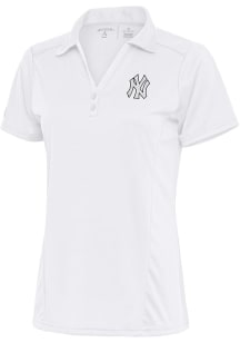 Antigua New York Yankees Womens White Metallic Logo Tribute Short Sleeve Polo Shirt