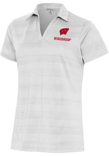 Antigua Wisconsin Badgers Womens White Compass Short Sleeve Polo Shirt