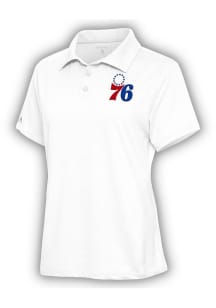 Antigua Philadelphia 76ers Womens White Motivated Short Sleeve Polo Shirt
