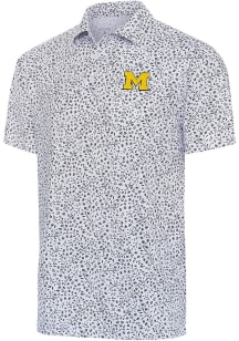 Antigua Michigan Wolverines Mens White Motion Short Sleeve Polo